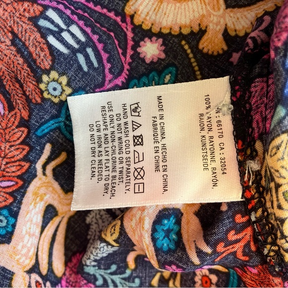 25 of 52 Conversations by Anthropologie Oh Deer Forest Friends Blouse size 6 - Picture 7 of 8